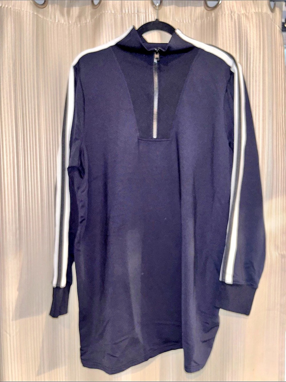 Athleta Quarter-Zip Long Sleeve Top in Black Size XL Like New